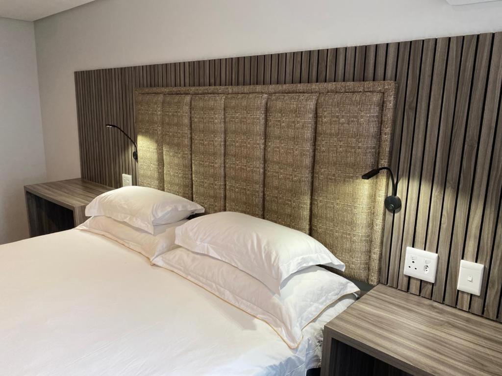 Zar Hotel Amanzimtoti Luaran gambar
